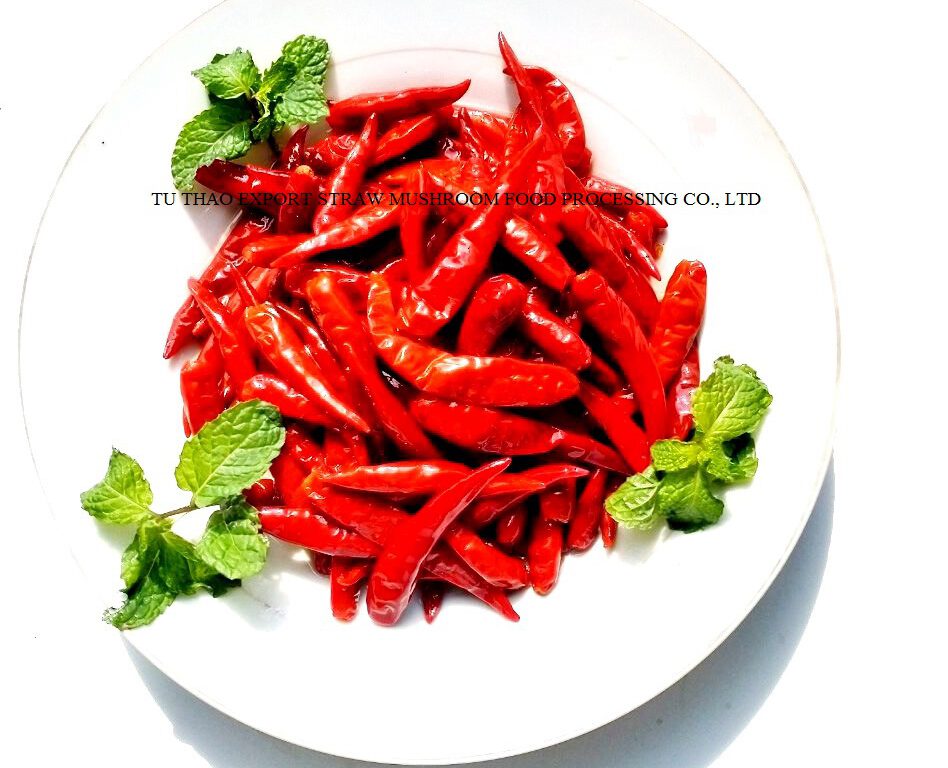 Whole hot chilli in brine